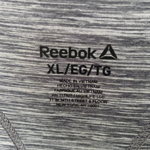 •- NWT Reebok Dynamic Slim Racerback Tank - Picture 4 of 9